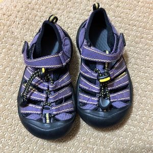 Keens waterproof sandals